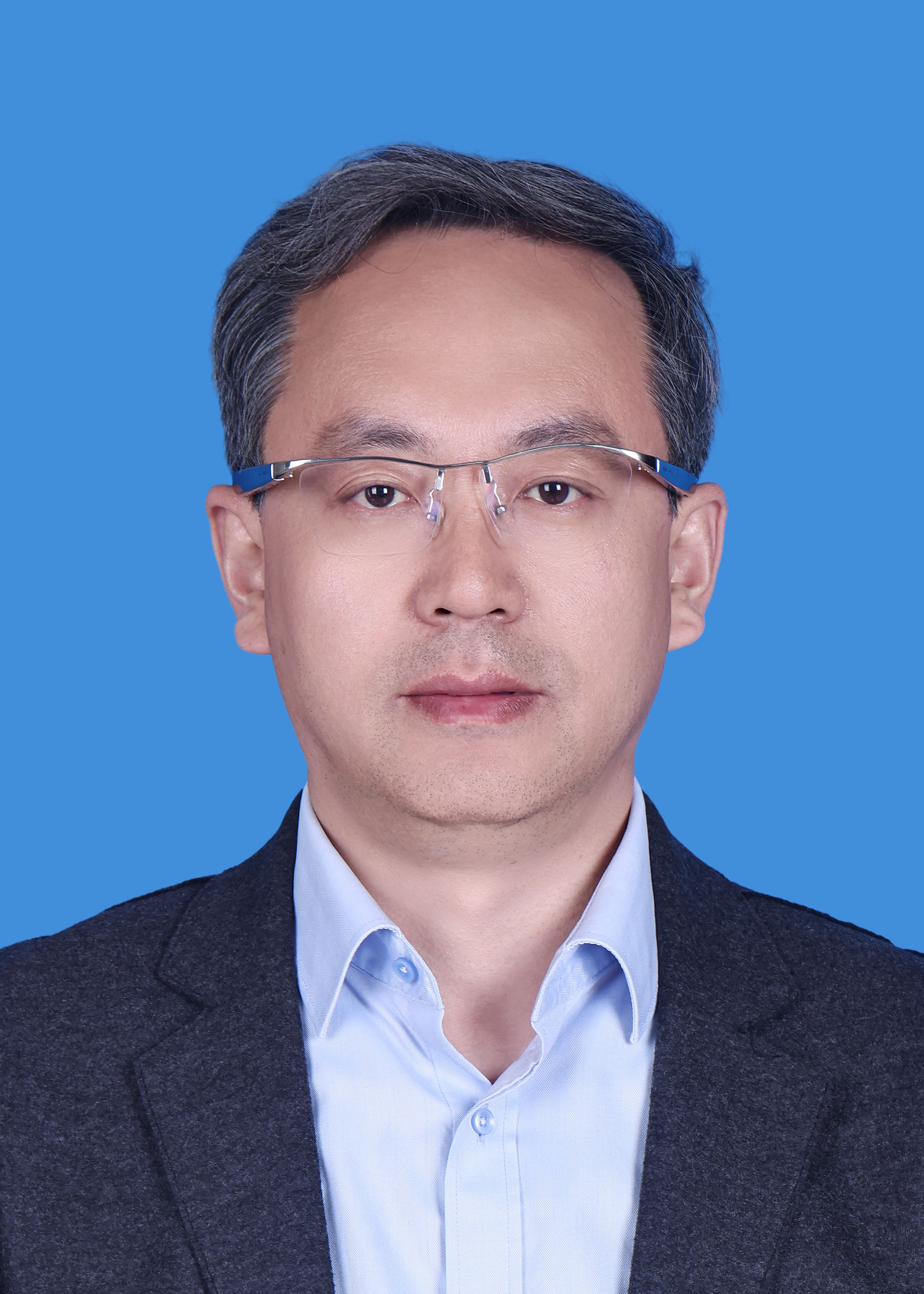 杨建国1.jpg
